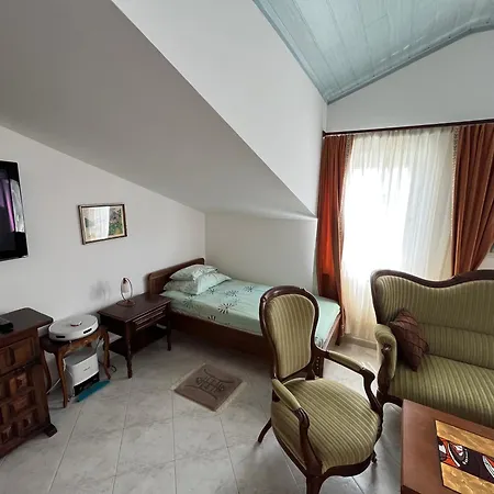 Rosa Apartman *